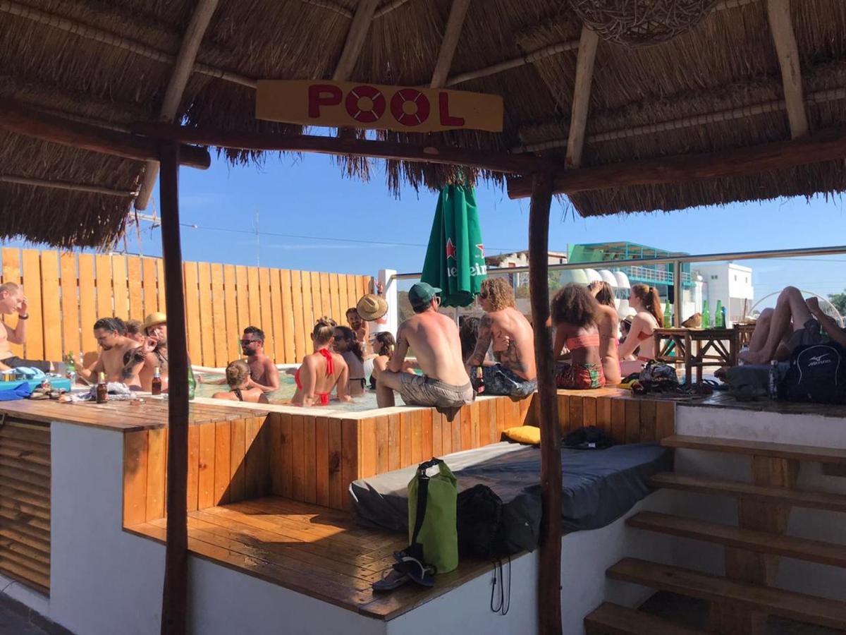 Straw Hat Hostel & Rooftop Bar Tulum Exterior foto